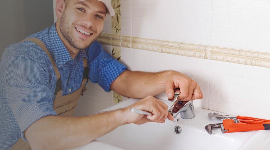 Professional clogged drains services in Bixby, MO